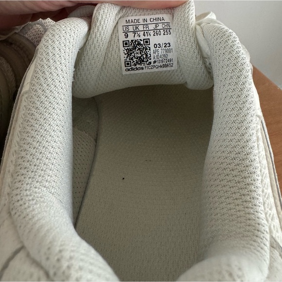 Adidas Response CL Tennis Shoes - Picture 13 of 13